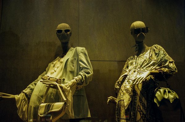 Hoe kan ik mijn zelfvertrouwen versterken door positieve affirmaties toe te passen?